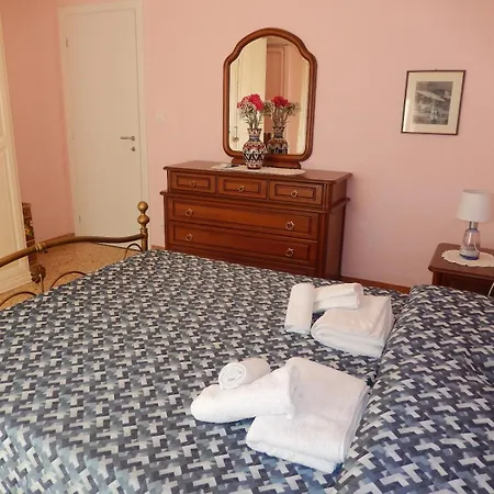 Heidi In Centro Storico Διαμέρισμα Λατζίζε